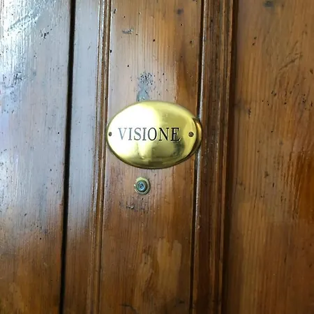 Guest house Visione Strada Maggiore 62 2*