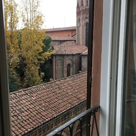Casa de hóspedes Visione Strada Maggiore 62 2*