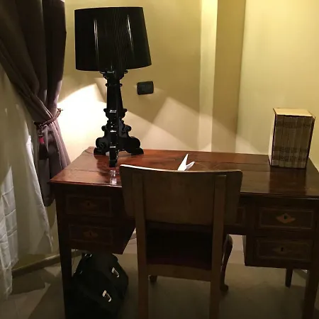 Visione Strada Maggiore 62 Bologna